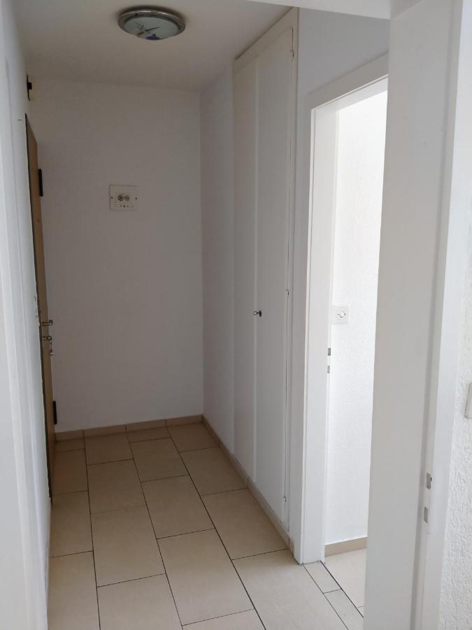 شقة Studio, 4-7 Mins To Bern Main Station By Train المظهر الخارجي الصورة